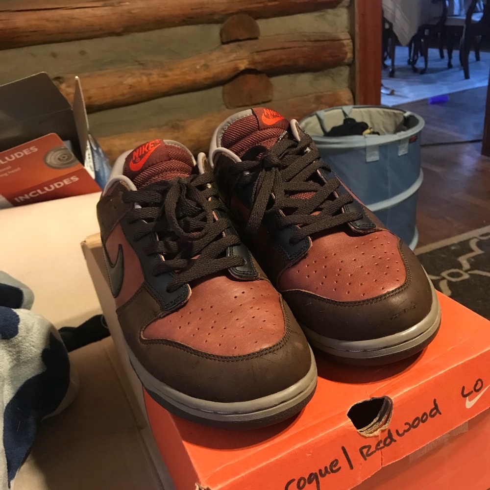 2005 Nike Dunk low size 11